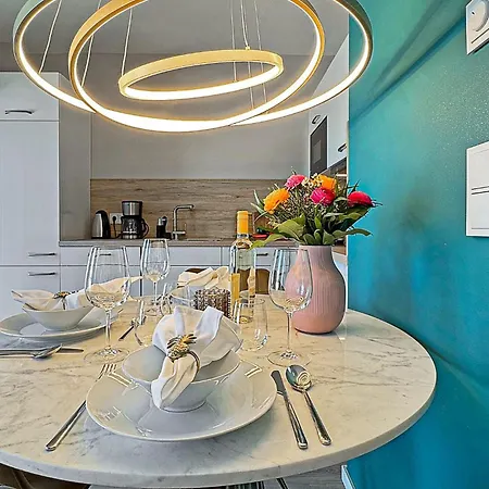 Apartment 1 Bedroom Awesome In